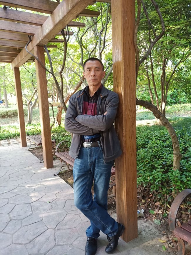 ��������19